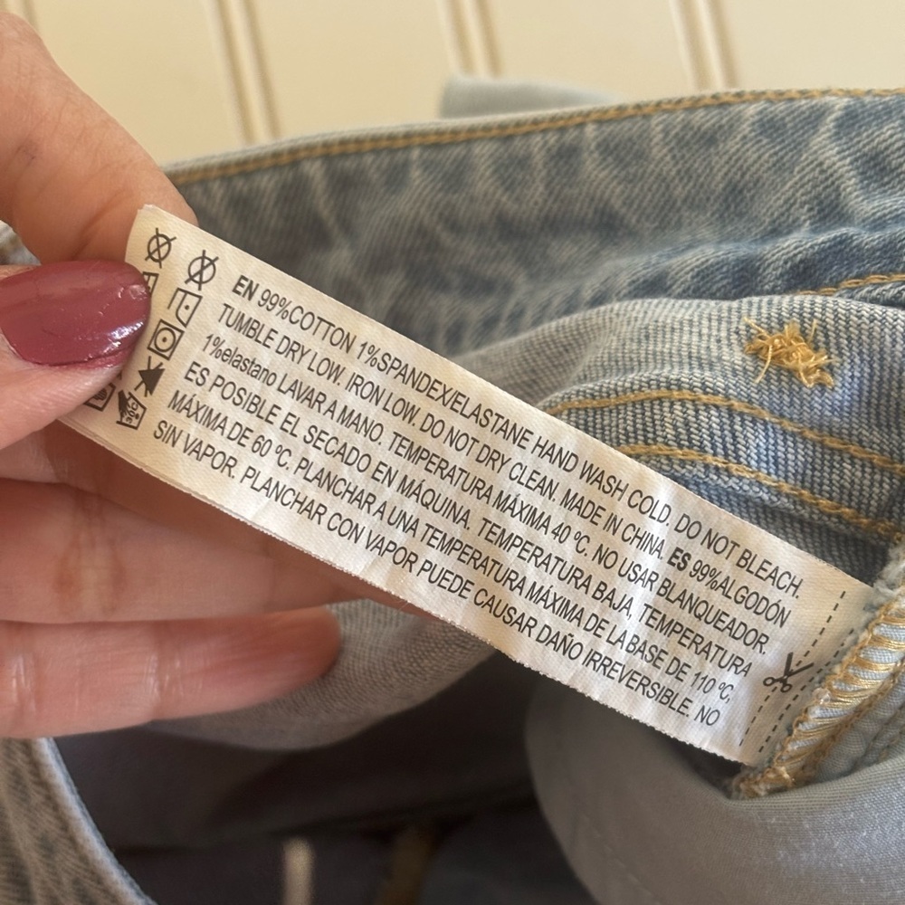 Forever 21 Heart Cut outStraight Leg Jeans - Picture 7 of 11